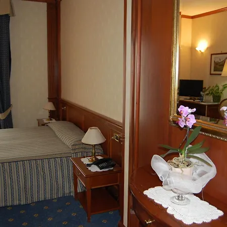 Olympic Hotel 3*